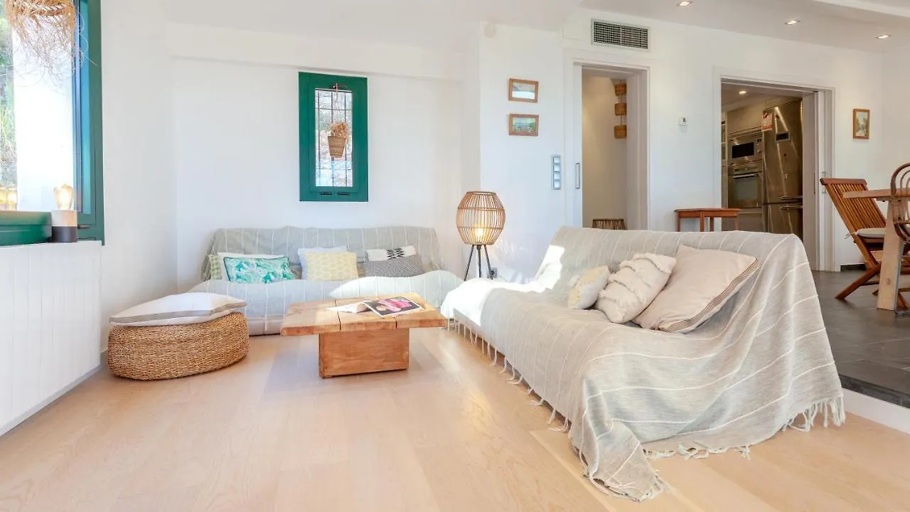 Cala Nostra - Puig Villa Tamariu